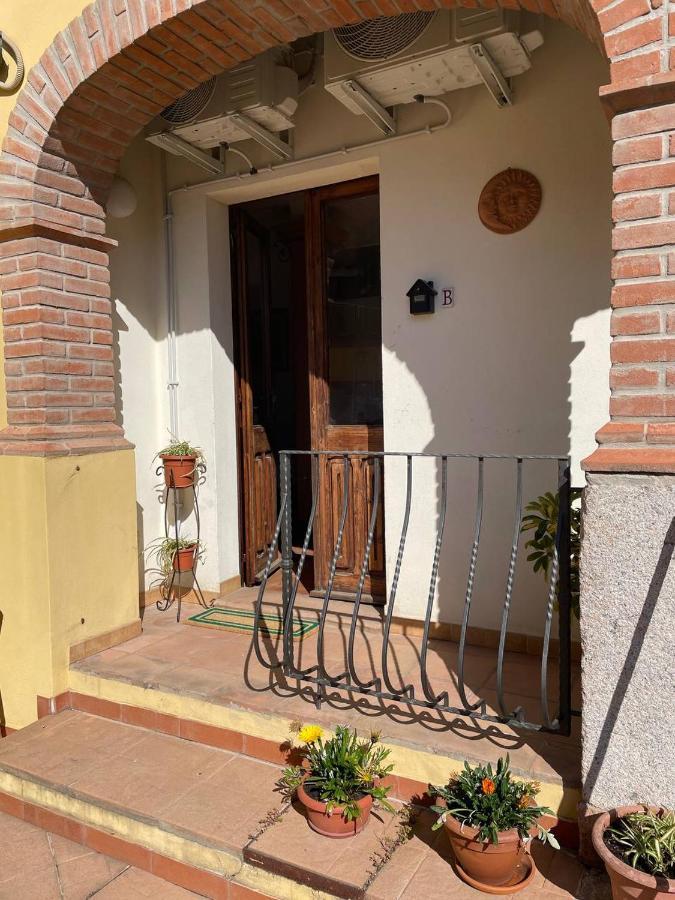 Aventina Holiday Home Burcei ภายนอก รูปภาพ